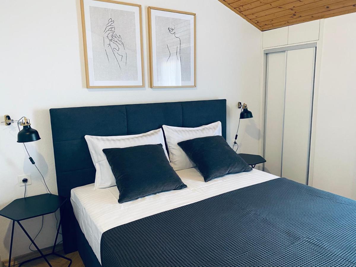 Cirjak Apartments Biograd Na Moru Bagian luar foto