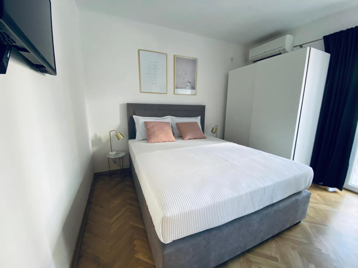 Cirjak Apartments Biograd Na Moru Bagian luar foto